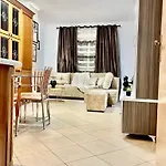 Chrigrey & Apartamento *