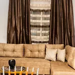 Chrigrey & Apartamento