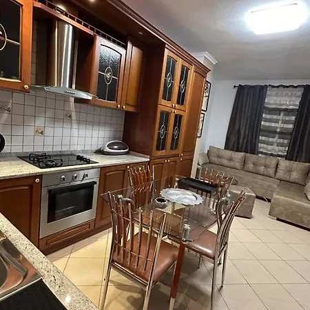 Chrigrey & Appartamento *