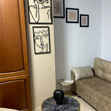 Chrigrey & Apartment