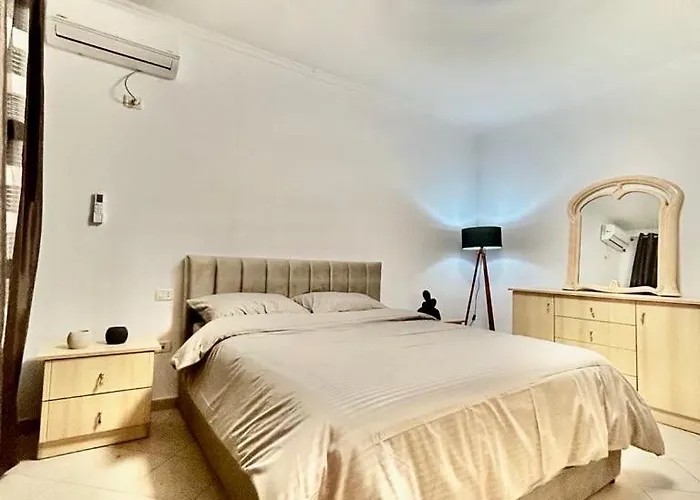 Chrigrey Apartments&durres *